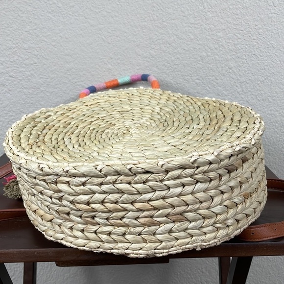 Nordstrom Joni Circular Raffia Straw Woven Bag Beach Boho Summer Tassel - Picture 10 of 15